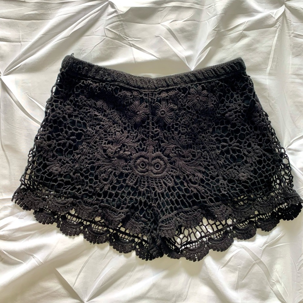 Women’s/Teen Crochet Shorts